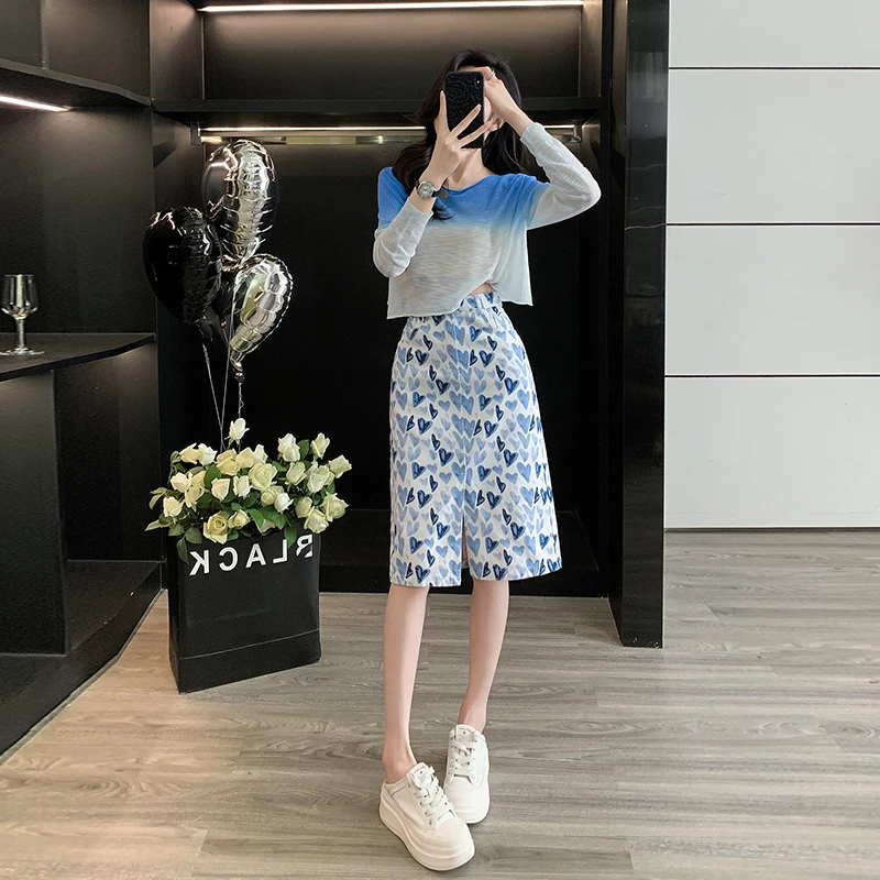 纯欲慵懒风女装清冷系蓝色渐变针织衫秋冬洋气印花牛仔裙时尚套装