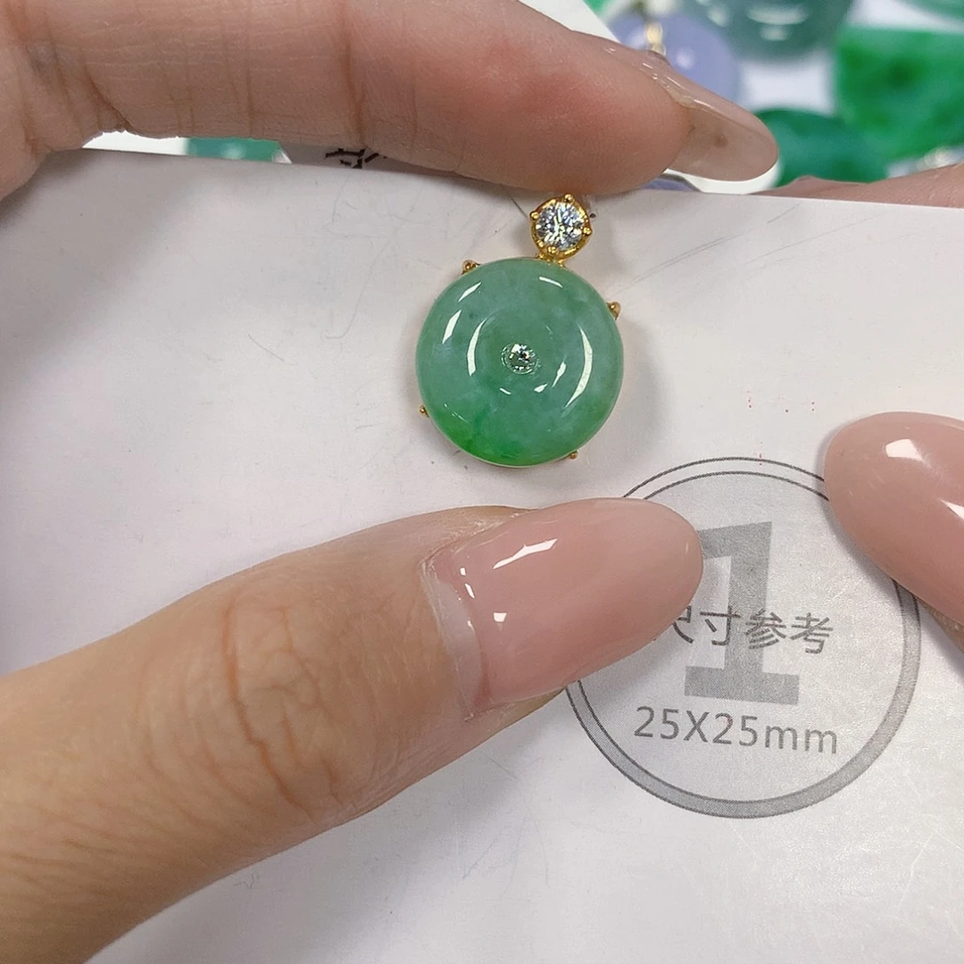 翡翠银S925镶嵌颈饰天然翡翠a货 百元以上9米证书费自理