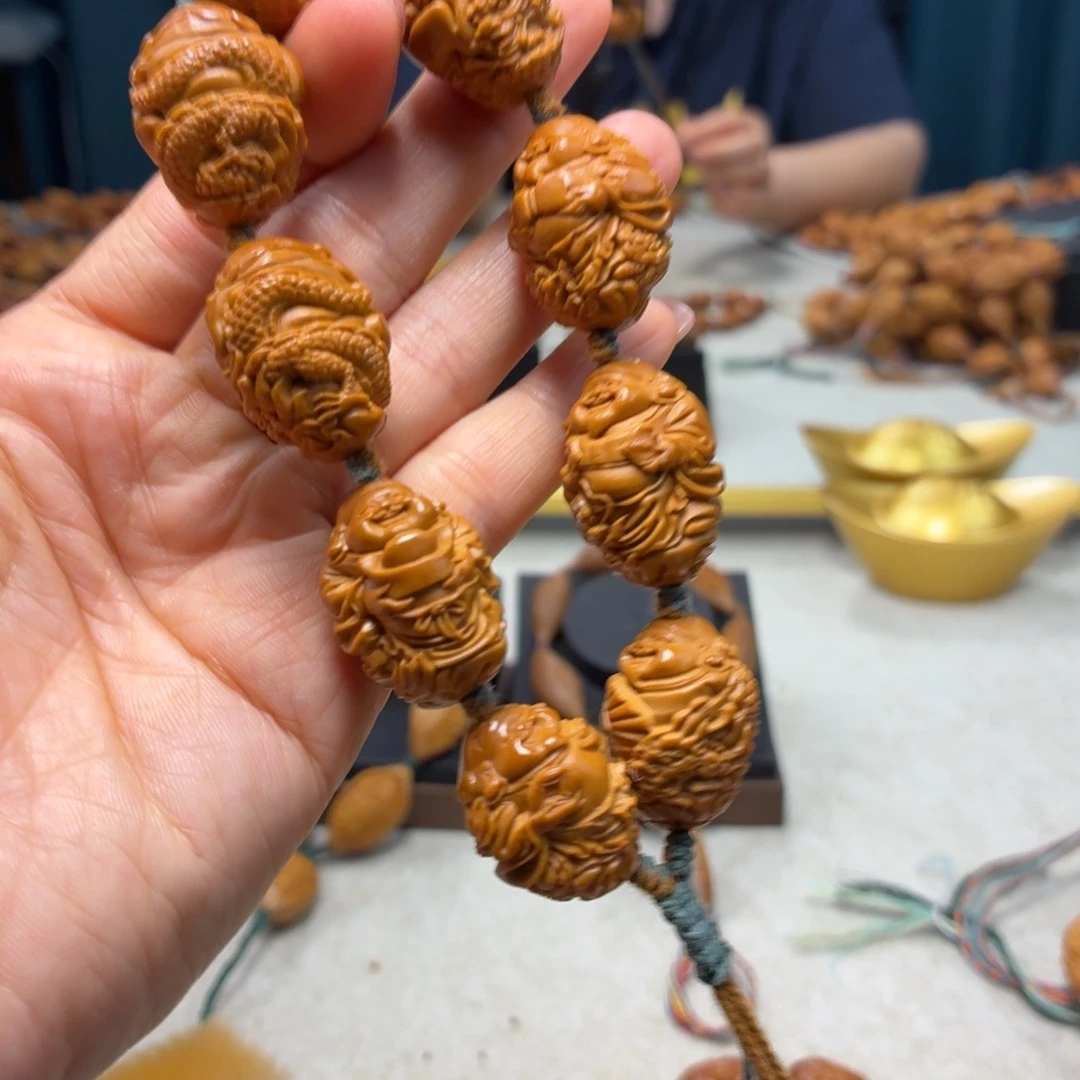 吊坠橄榄核橄榄，的