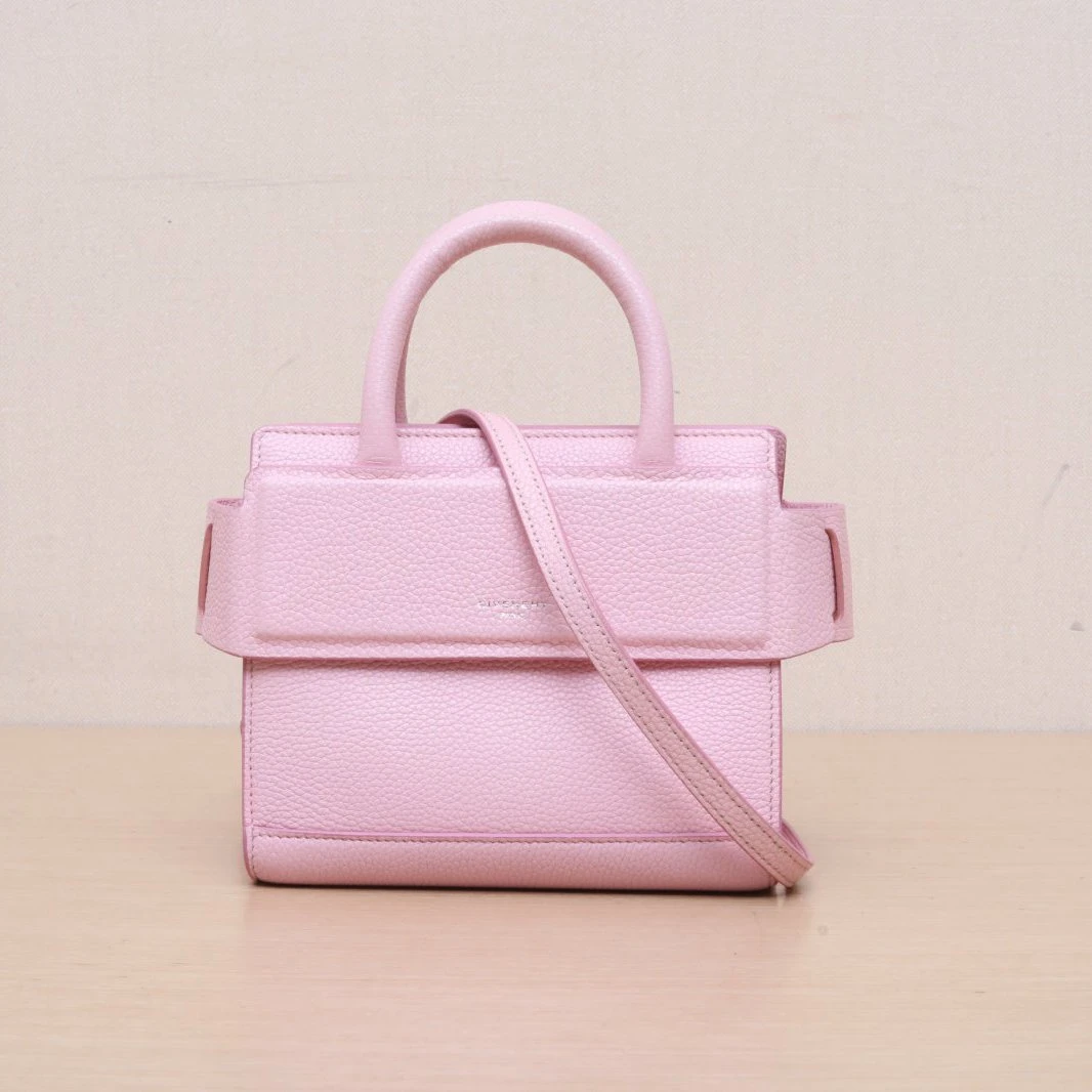 99新 Givenchy/纪梵希 【黑黑】 粉色 银扣 Horizon mini 单肩包