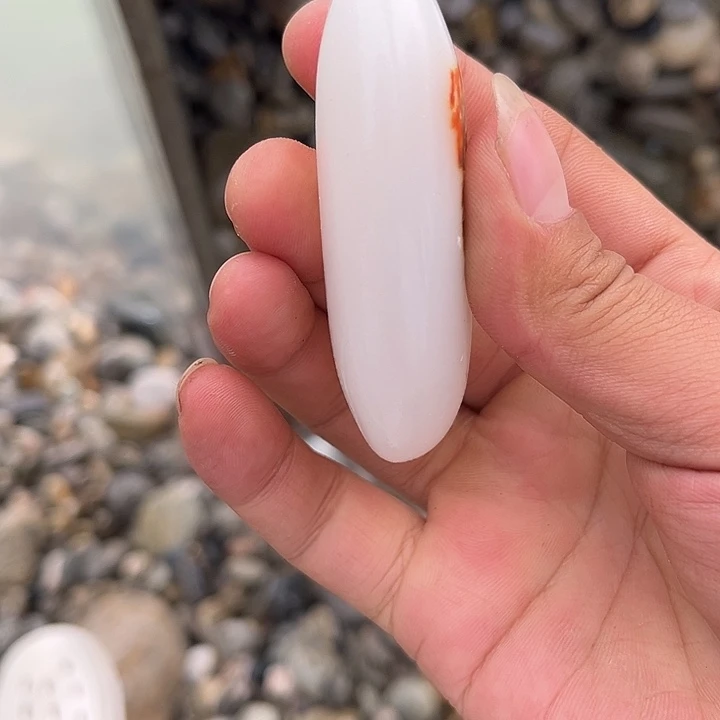 未镶嵌和田玉（糖玉）车挂