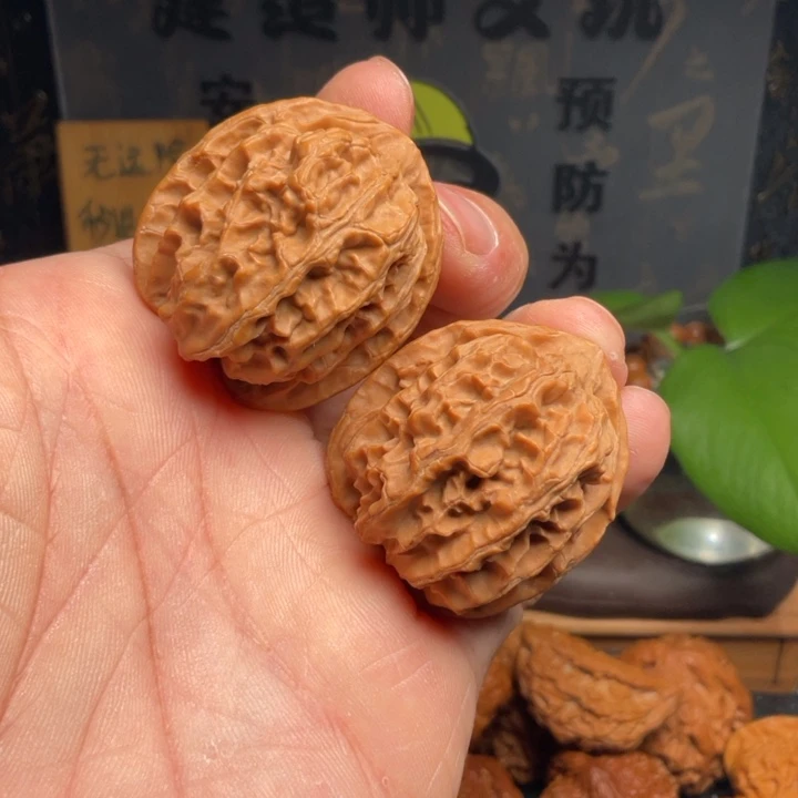 文玩核桃吊坠苹果园35全品