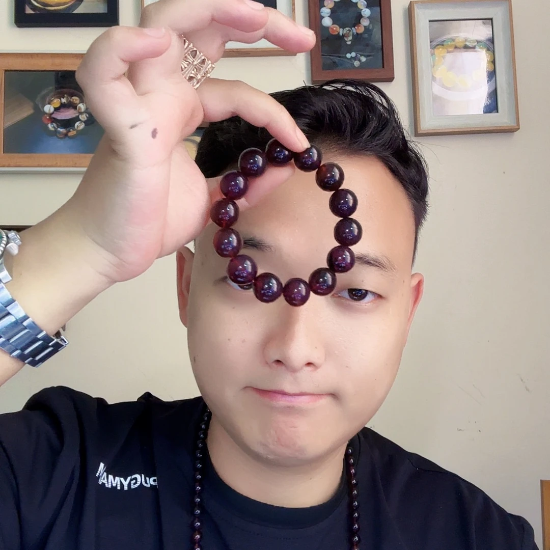 愚***樂未镶嵌琥珀裸石琥珀
