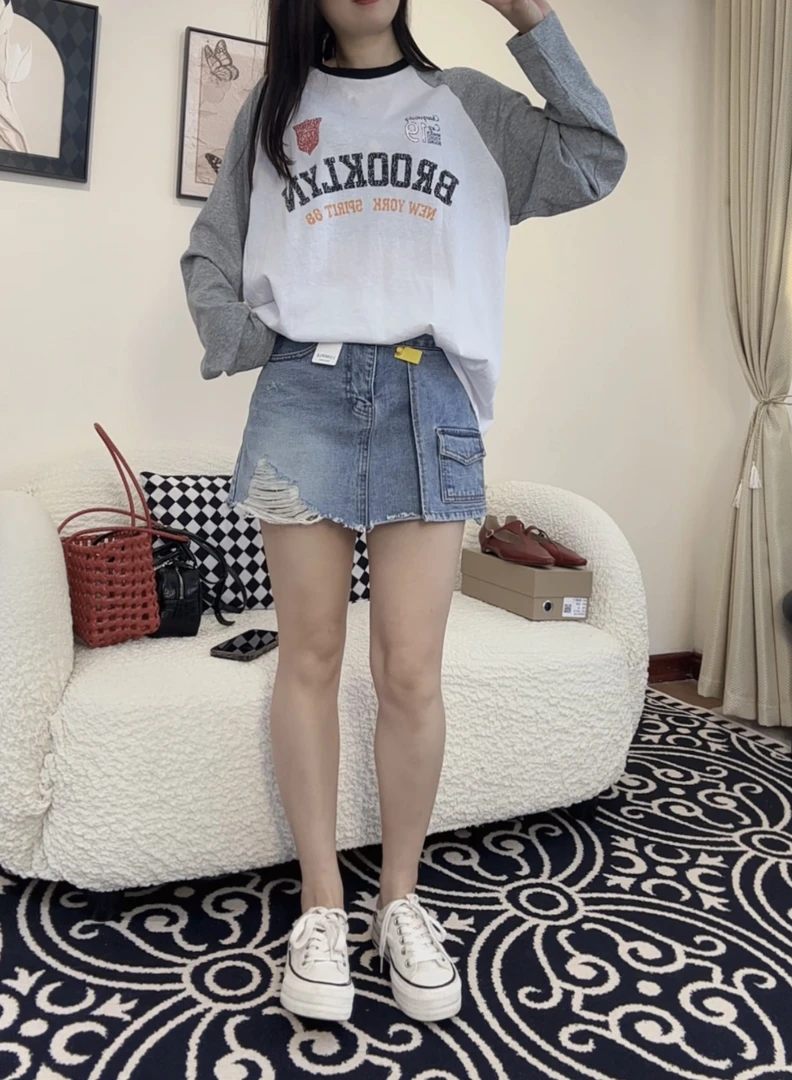 vivi·2025【韩国新款字母防晒T恤】