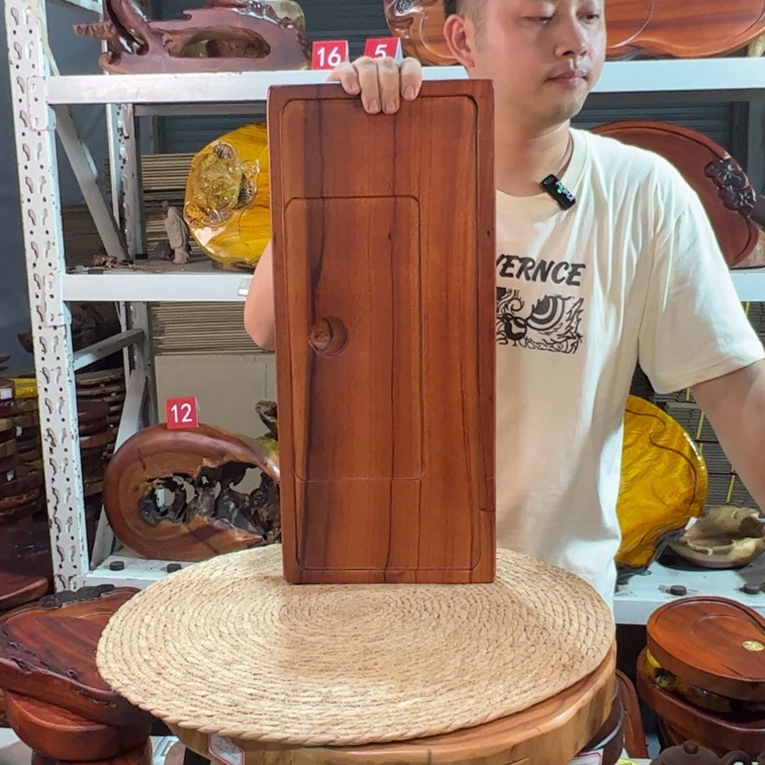 香樟木原木产品木头
