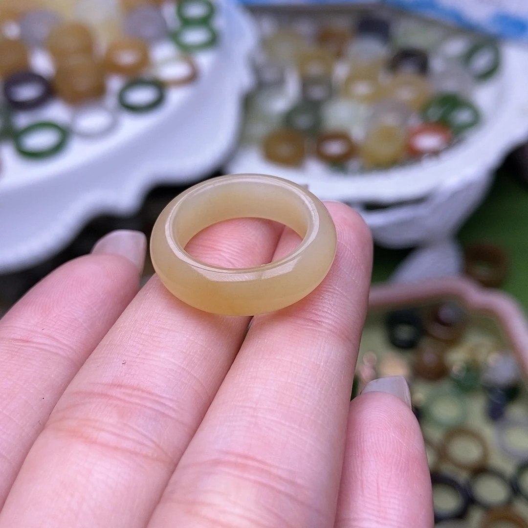 未镶嵌戒指和田玉17落日