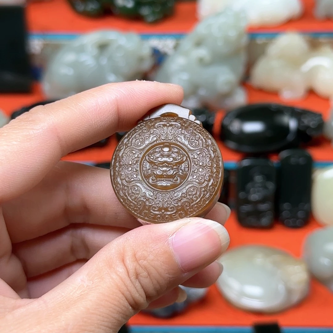 未镶嵌和田玉把件