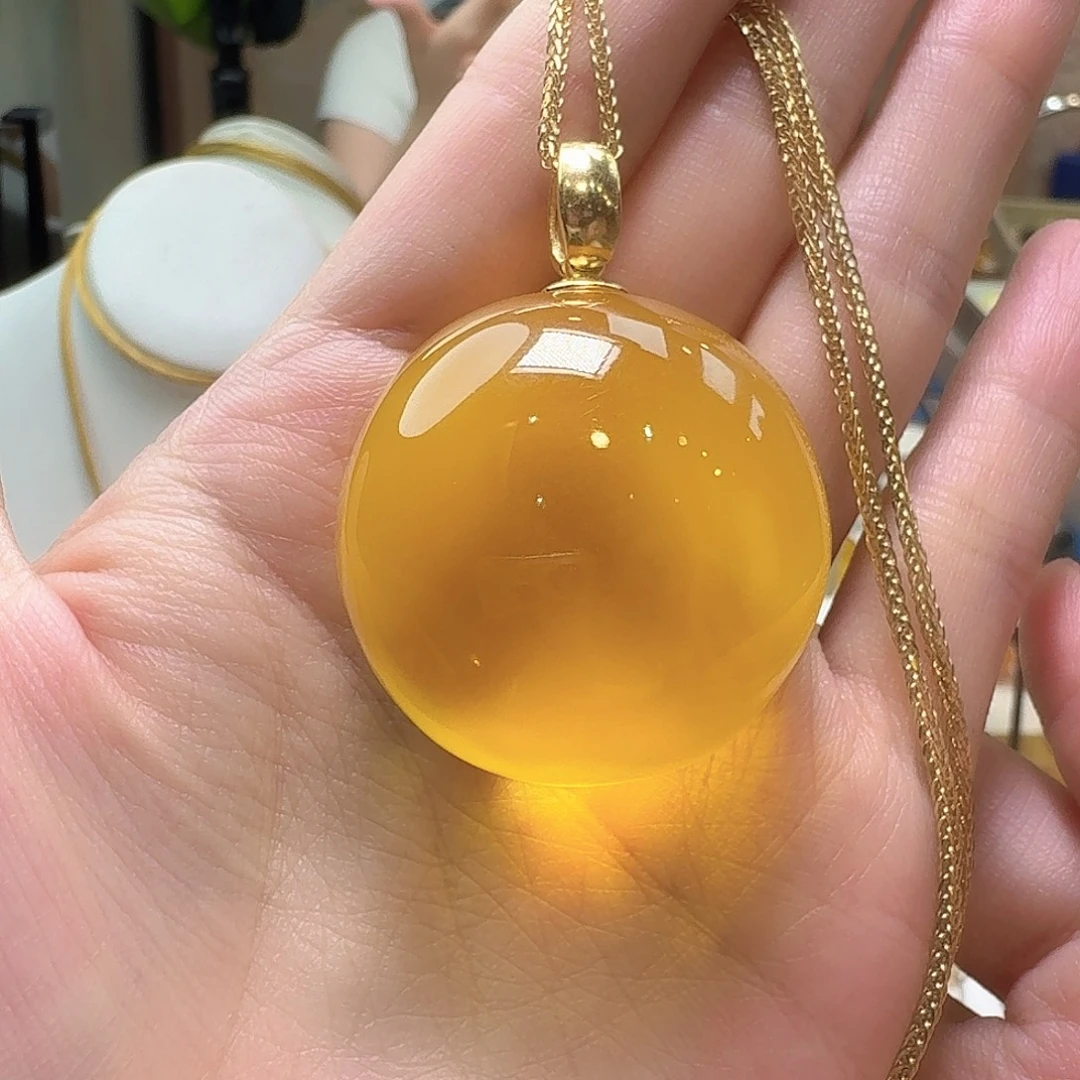 琥珀未镶嵌颈饰吊坠