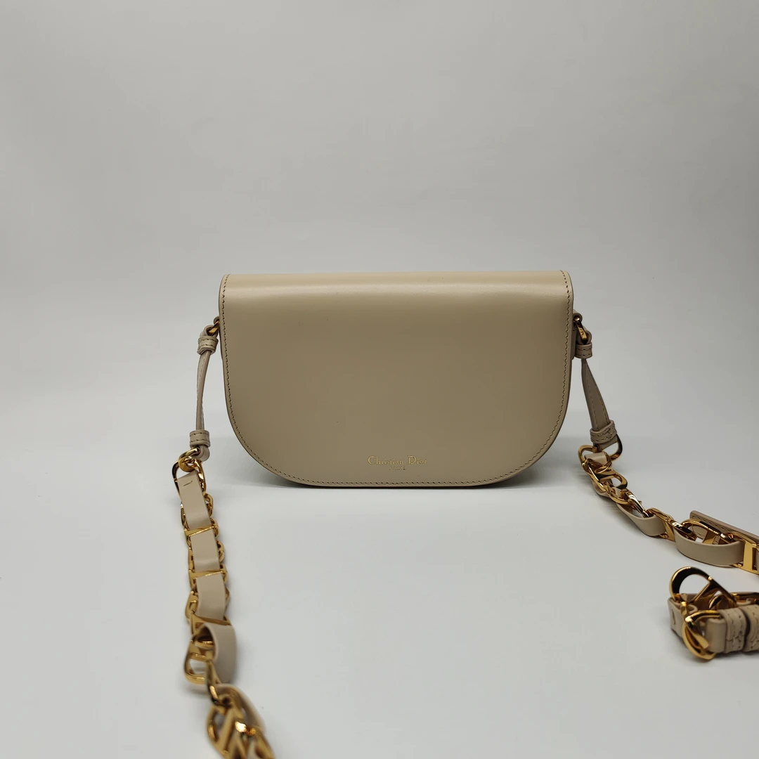 99新 DIOR/迪奥 Signature CD压花Logo猪鼻子米色23年编码dx9886