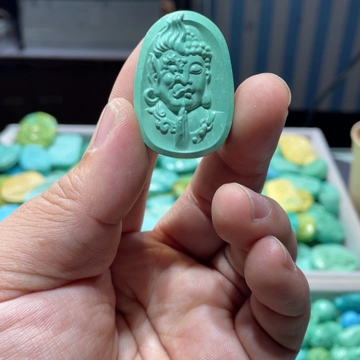 菱锰矿珠宝半成品未镶嵌