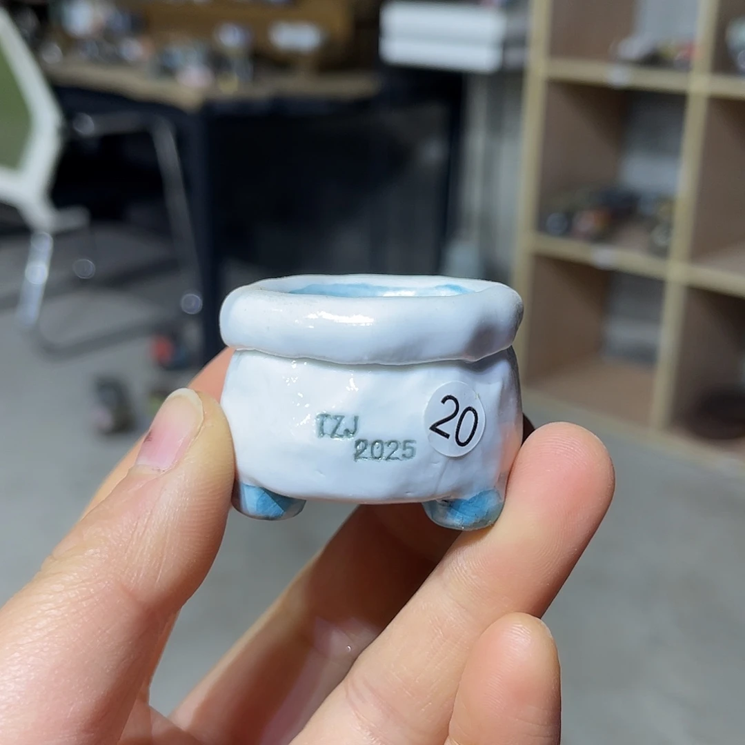 内口 2.8-3外高2.5厘米左右