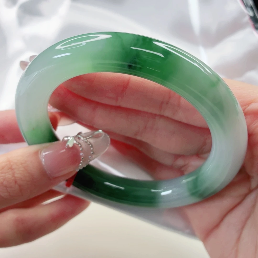 翡翠未镶嵌手镯55.2圈 x542