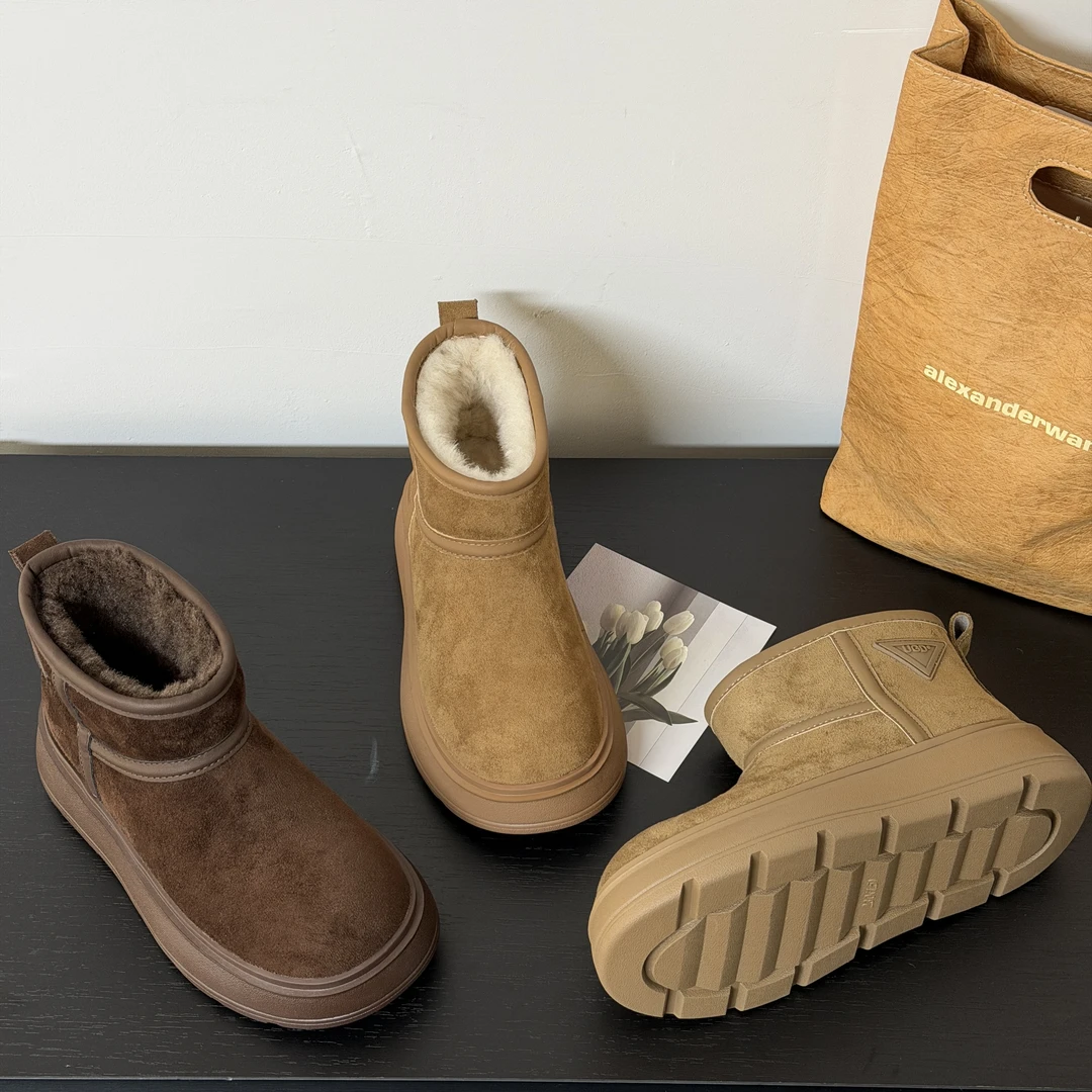 雪地靴女加绒加厚2025秋冬季新款厚底防滑东北棉鞋大头面包鞋短靴