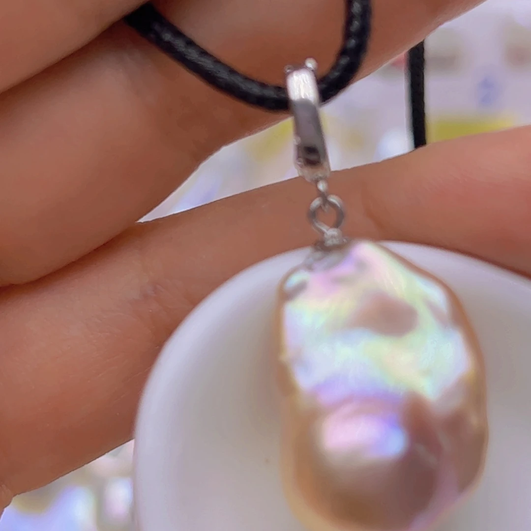 颈饰未镶嵌淡水珍珠