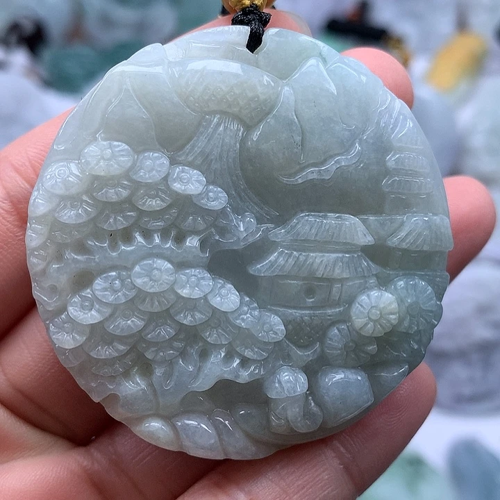 翡翠未镶嵌颈饰山水两面工艺卡厚11+