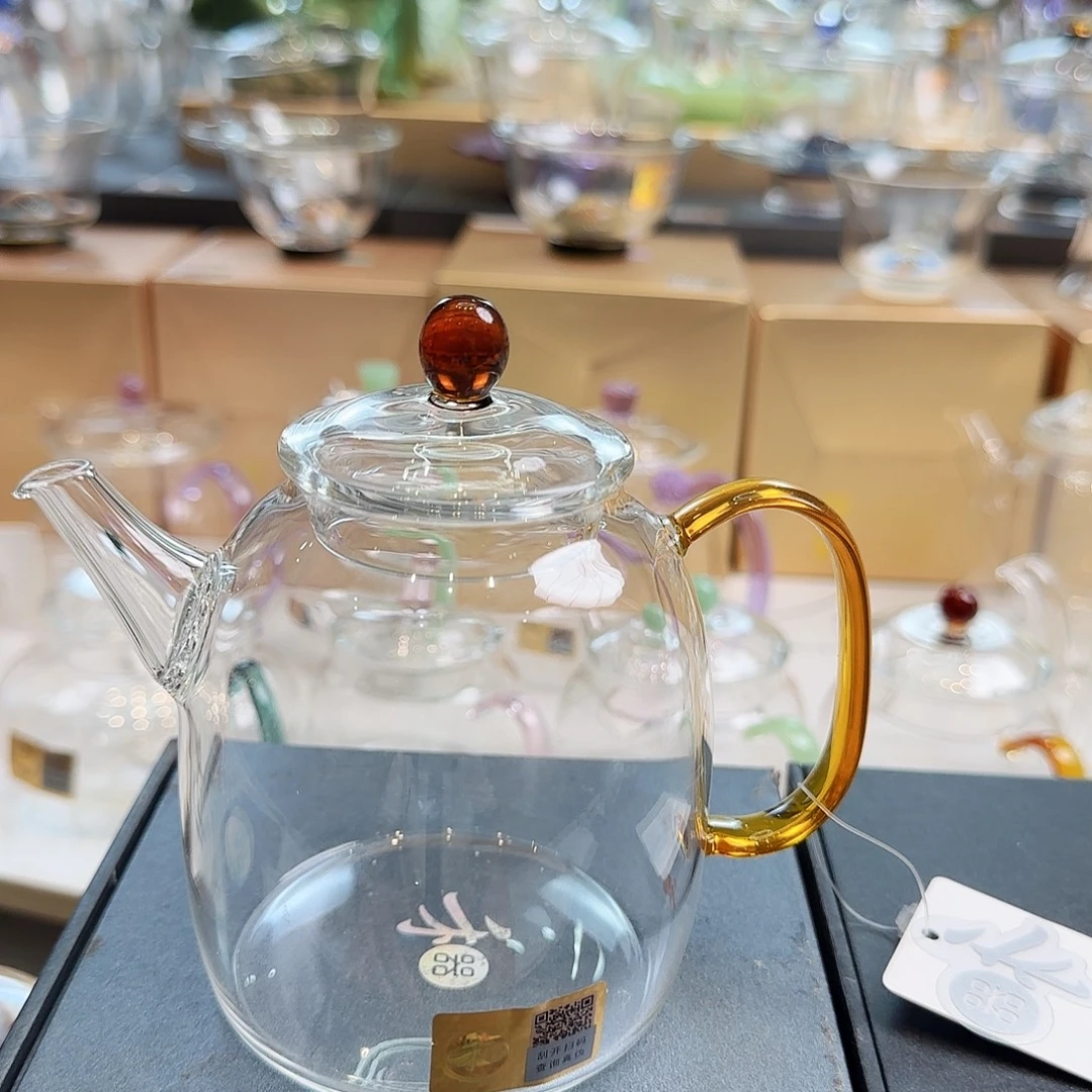 禾器宴臣壶琥珀色