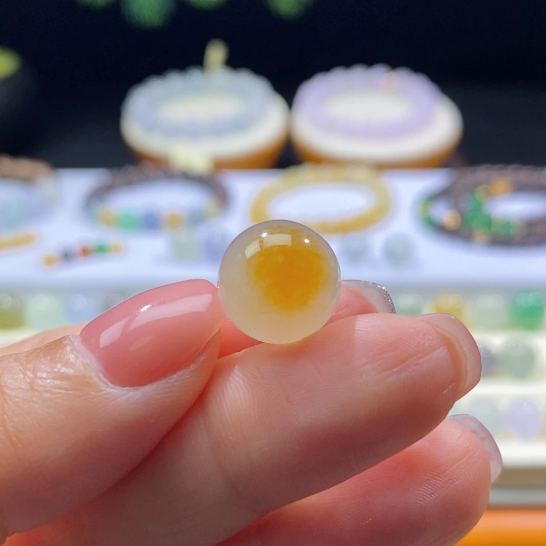 颈饰未镶嵌翡翠冰飘黄翡卡12.8mm