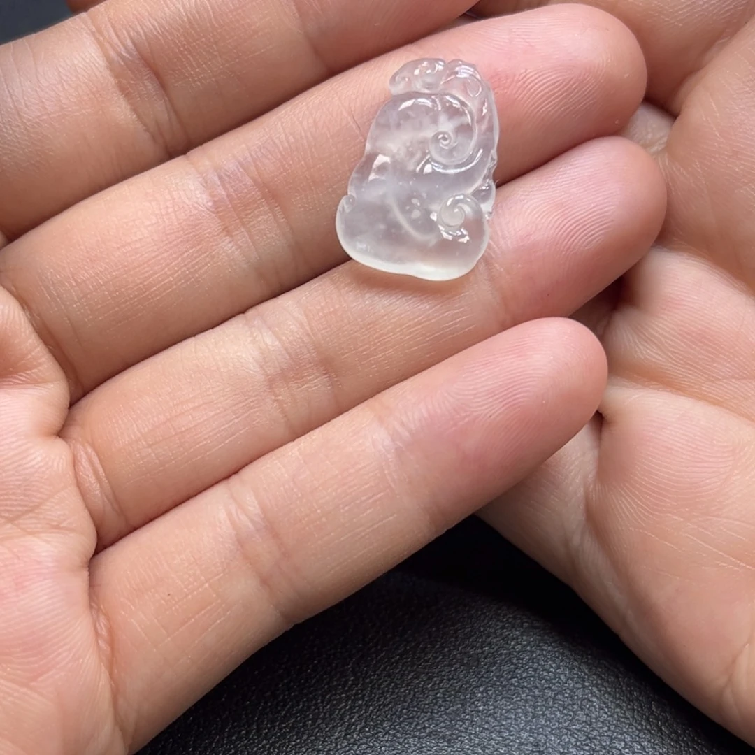 翡翠裸石缅甸翡翠