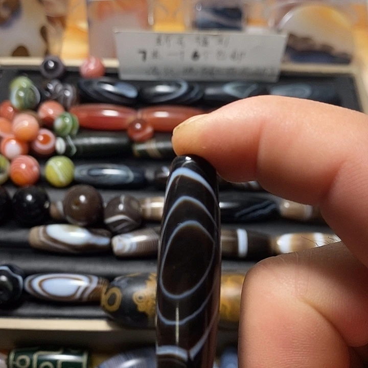 玛瑙/玉髓合金颈饰