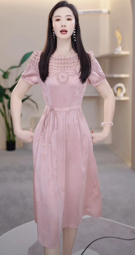 【玥欣服饰】A8888119 #  夏季  2025 新款  减龄 显瘦  连衣裙