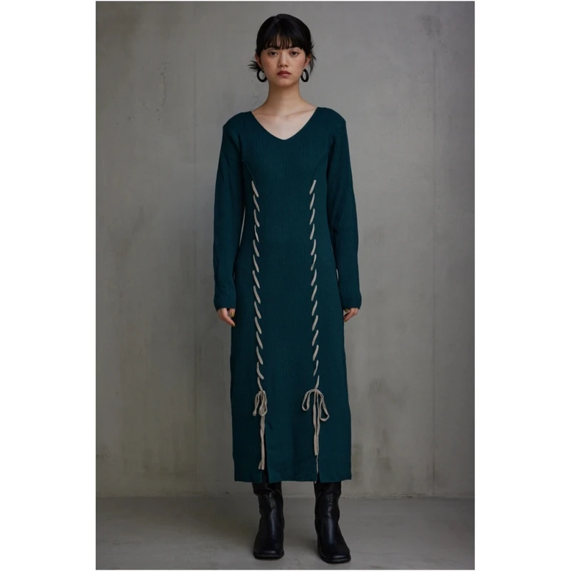 【TaKuMi】 A 秋季新款 时尚设计盘绳系带针织连衣裙