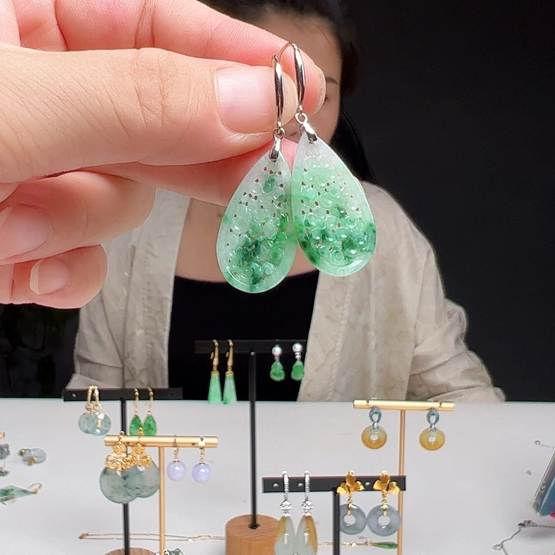 翡翠银S925镶嵌耳饰天然翡翠