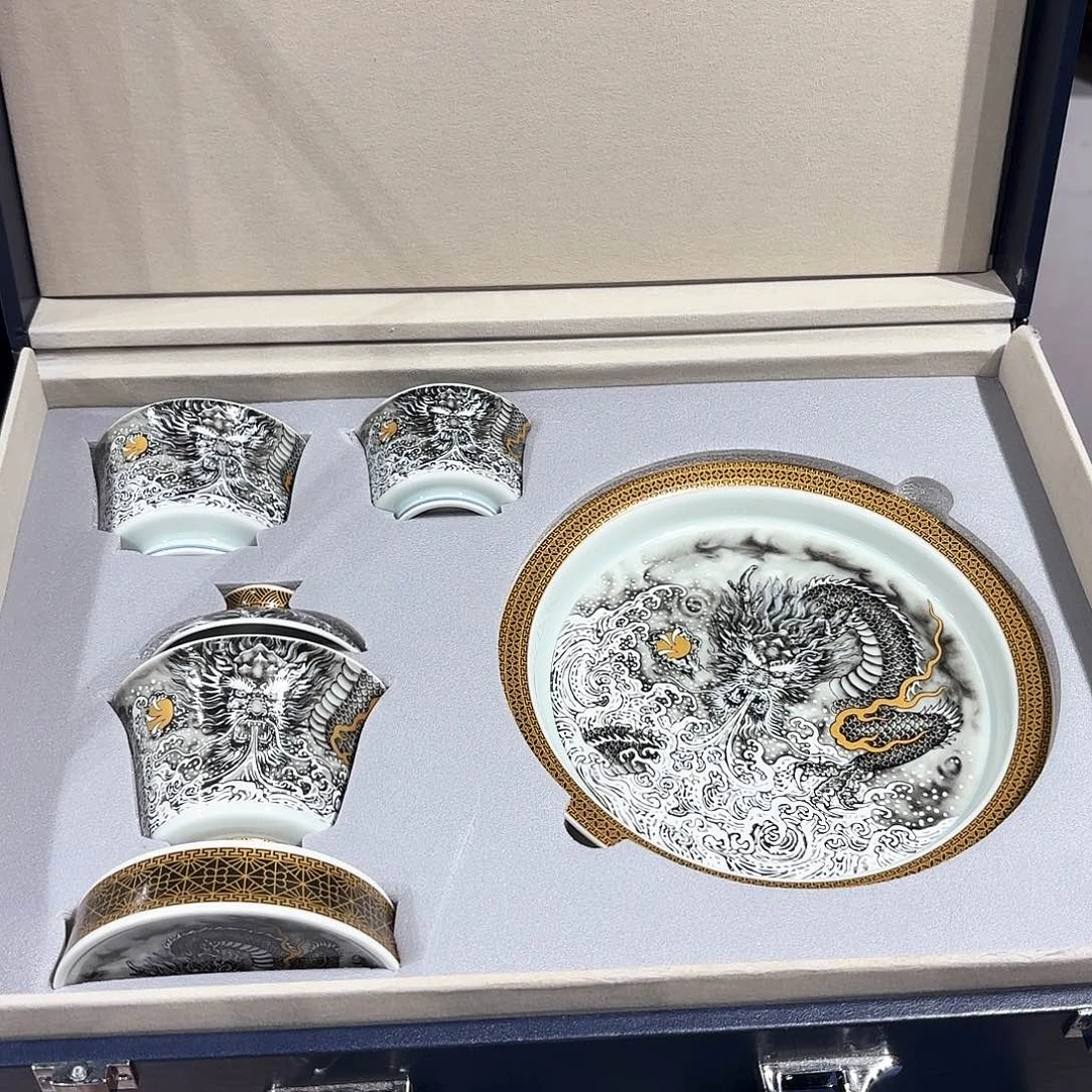 瓷片景德镇瓷器展在