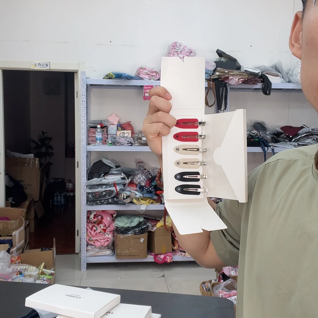 PU化妆包等各种产品和