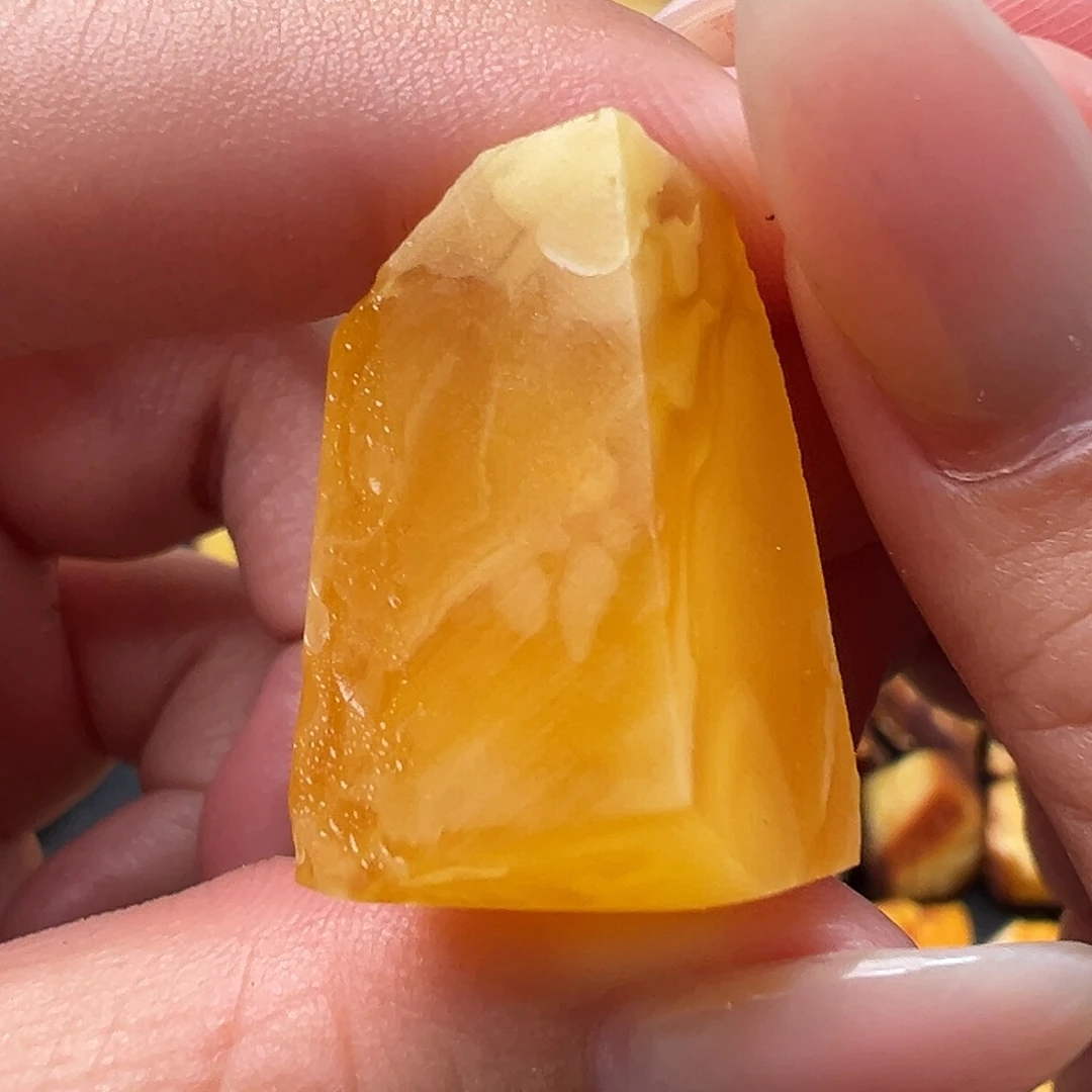 定制琥珀未镶嵌蜜蜡