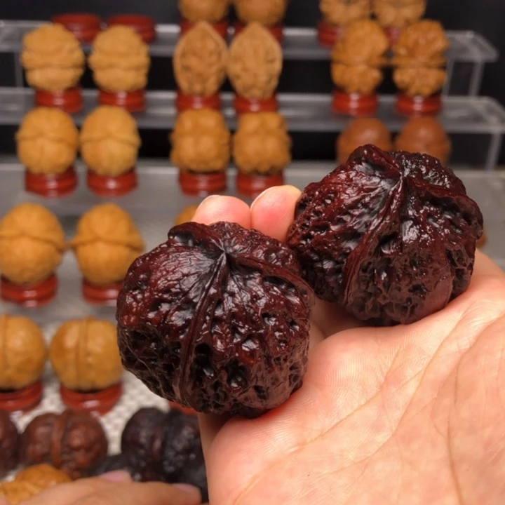 文玩核桃把件57三棱