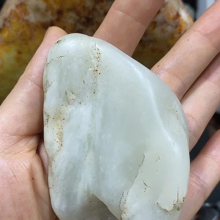 未镶嵌和田玉（糖玉）挂件