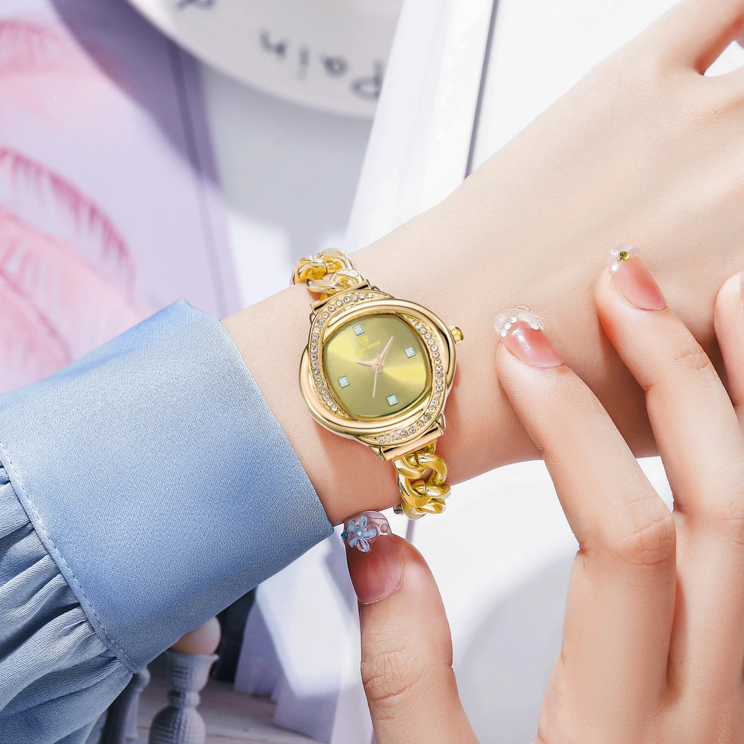 C-108-【官方正版】-2025新款-时尚轻奢女士手表小手链