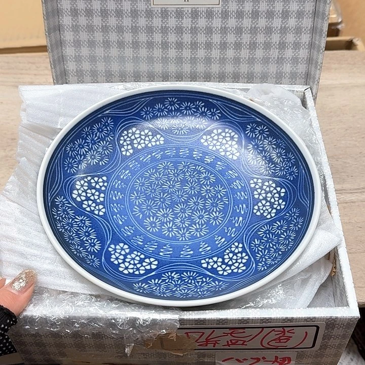 瓷片噗哈哈哈哈哈哈哈哈哈我笑