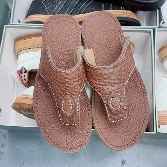 马皮（革）野牛咖啡色41