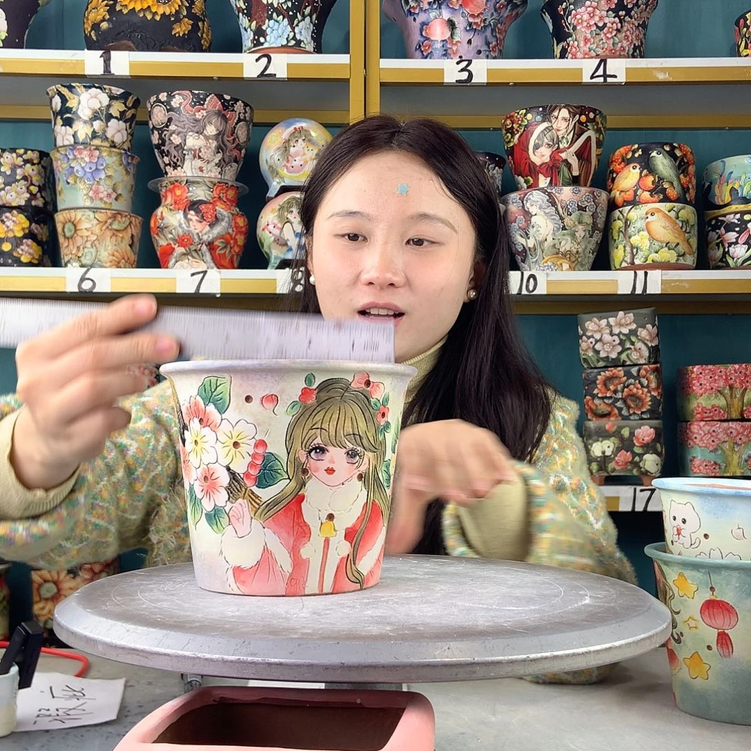 陶景德镇手工花盆44