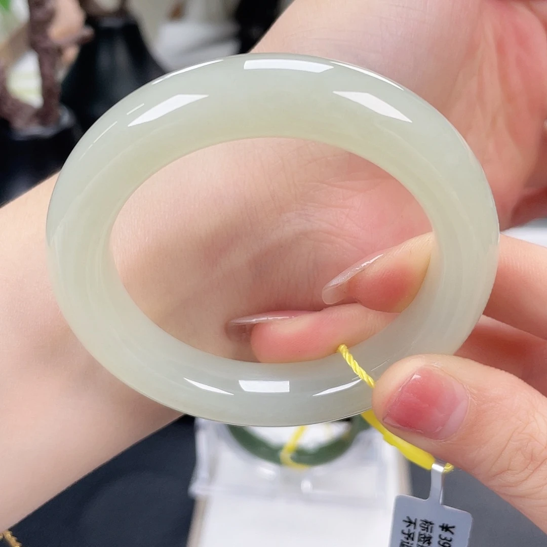 和田玉手镯53未镶嵌