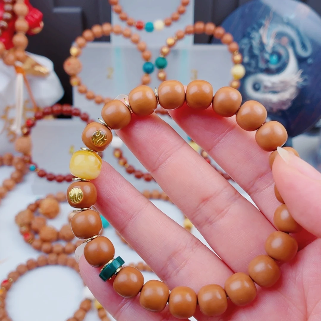 S***J吊坠猴头核桃猴头手串