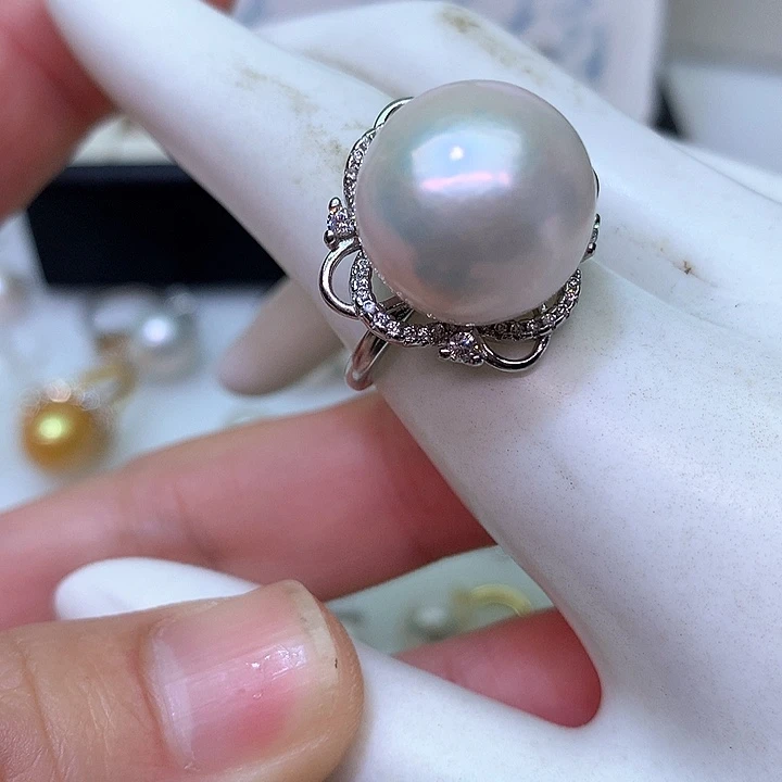 银S925镶嵌耳饰淡水珍珠