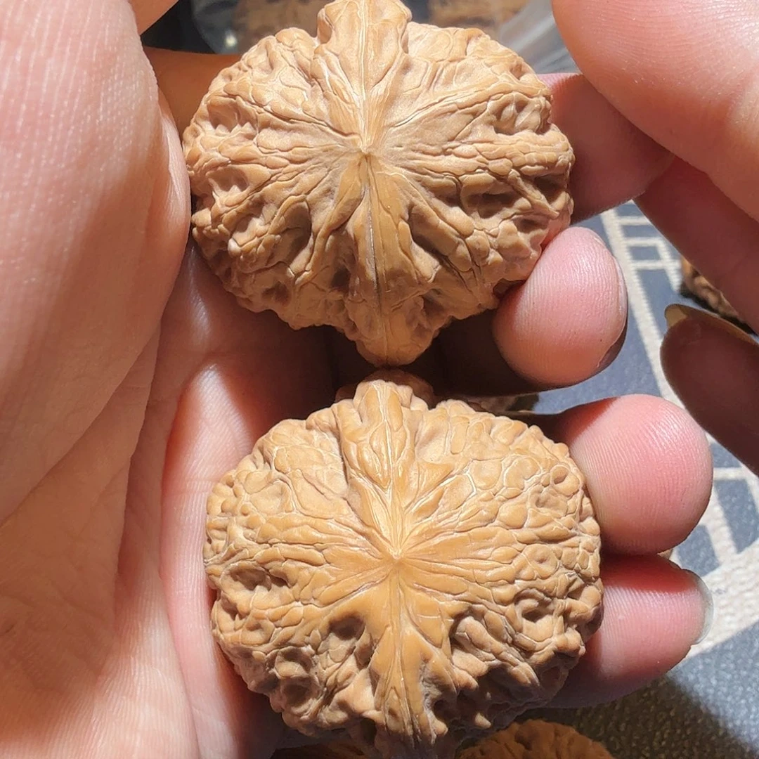 文玩核桃吊坠铁锤