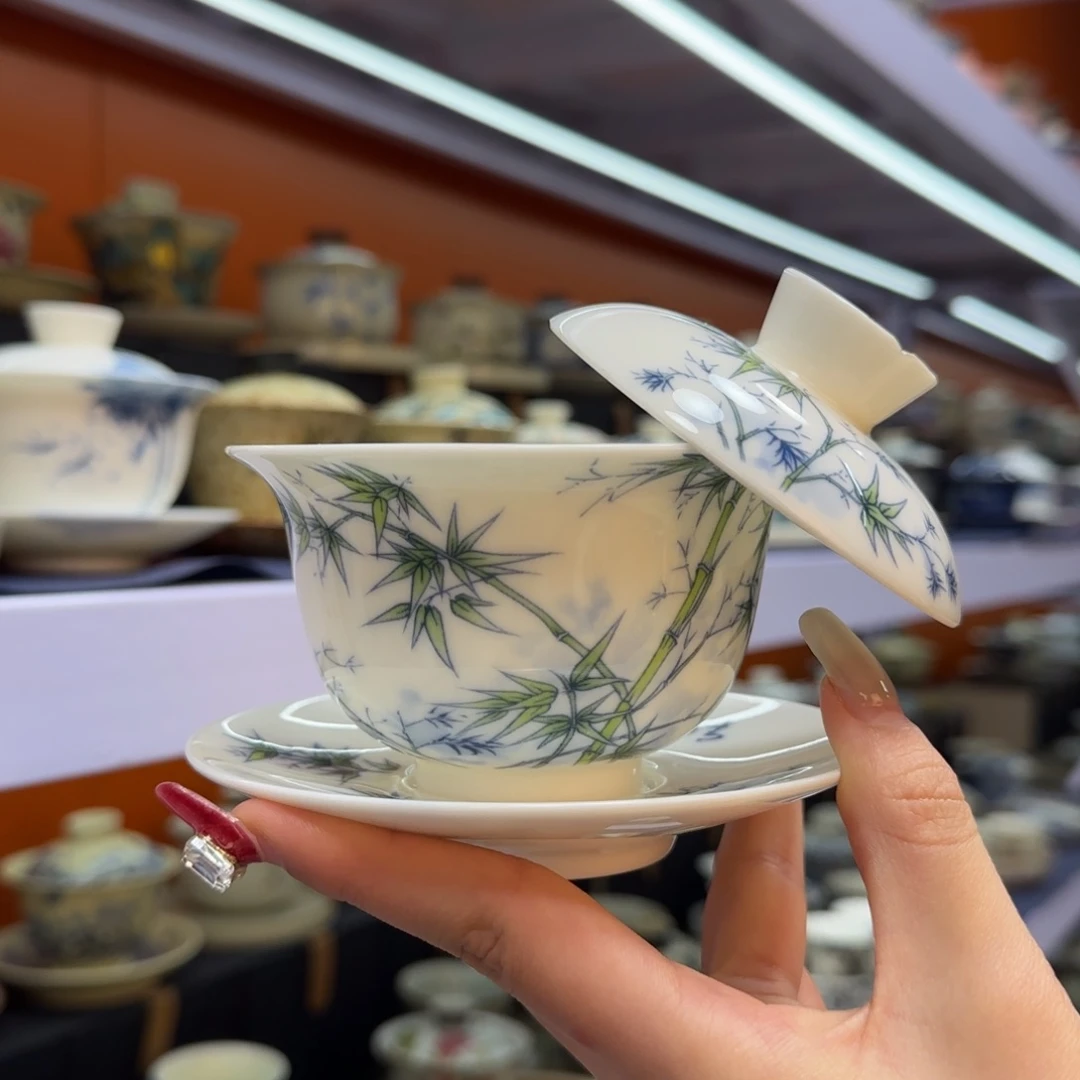 我在外面吃饭呢你在哪了