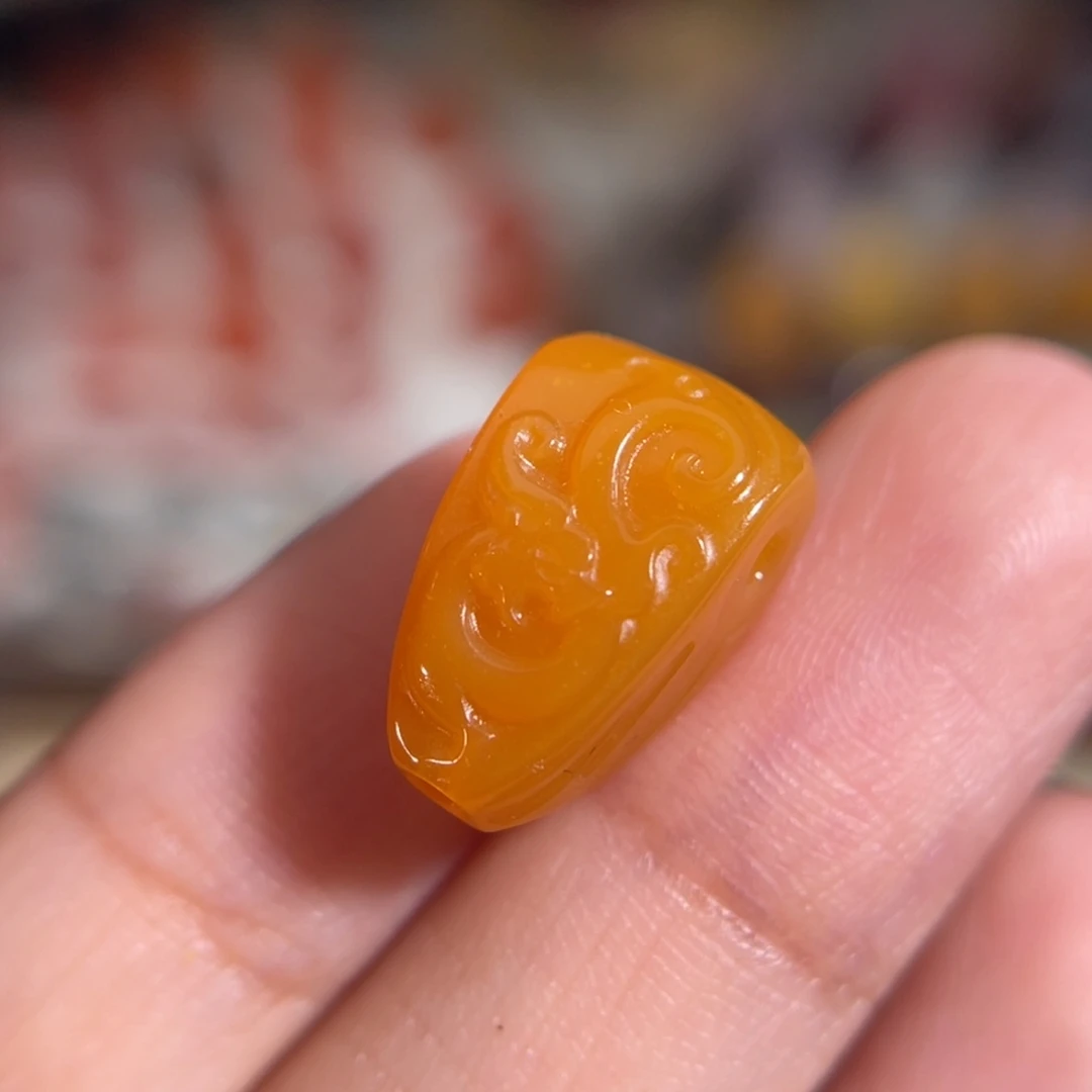 石英质玉（黄龙玉）未镶嵌仿古龙三通 对孔 9.3mm 不换退