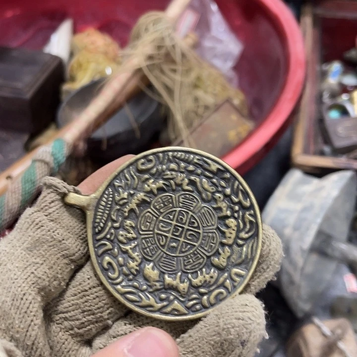 龍***哥羽毛我也不知道我在