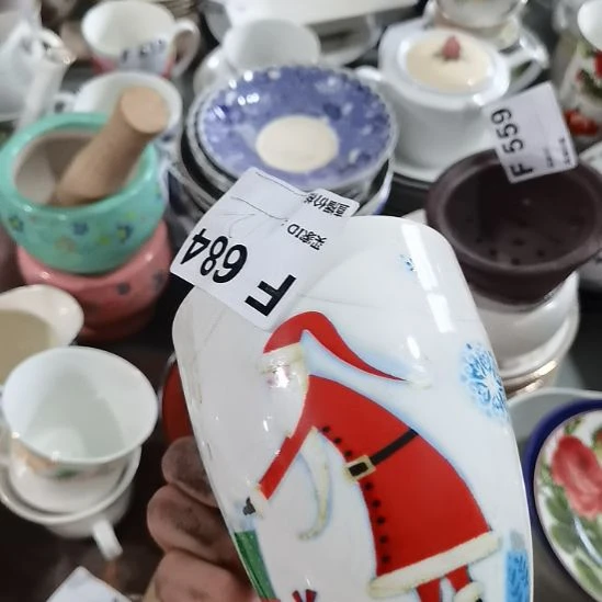 磁器微瑕不退不换