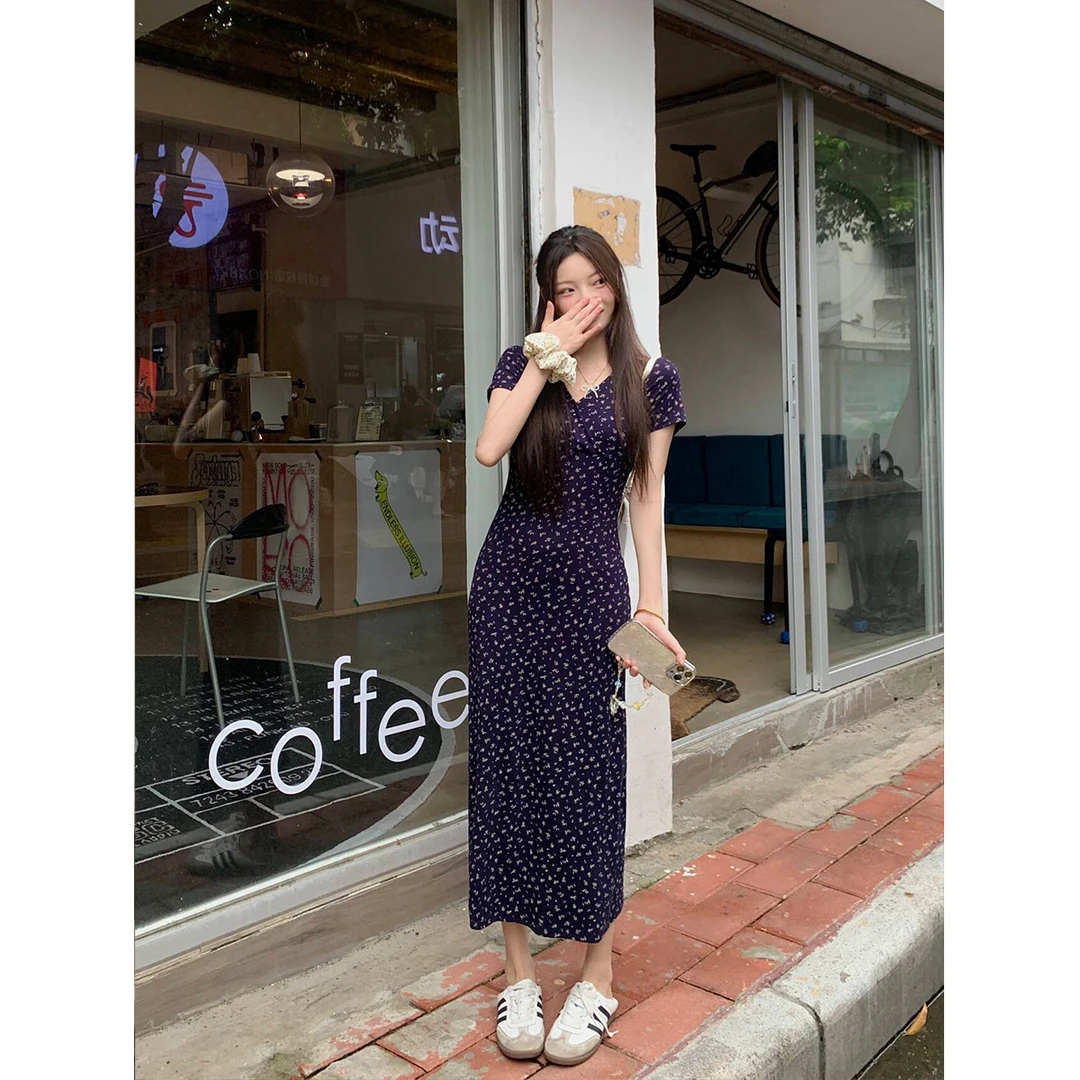 碎花短袖v领连衣长裙夏季新款法式气质显瘦短裙子