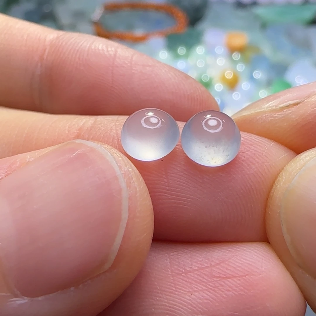 翡翠未镶嵌颈饰定制