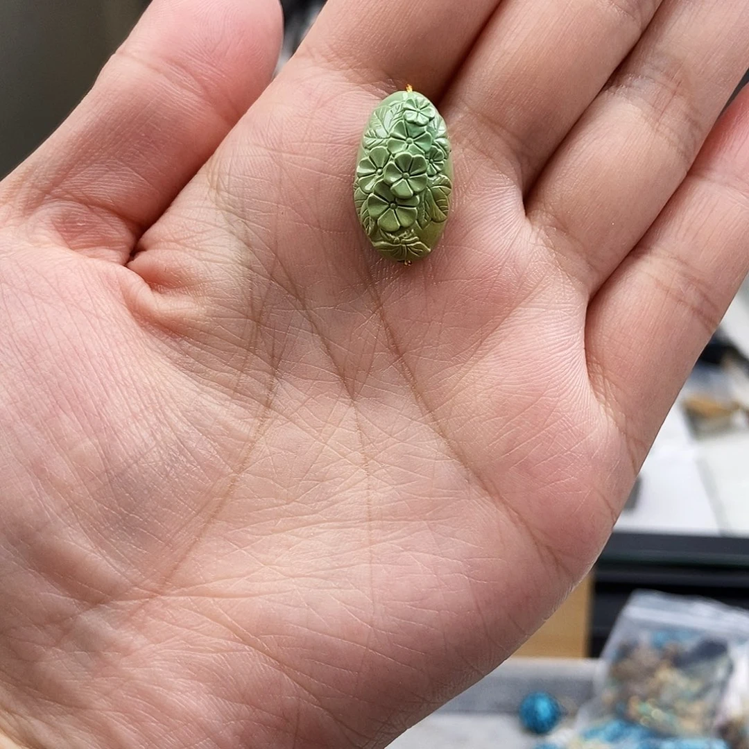 未镶嵌绿松石珠宝奇石