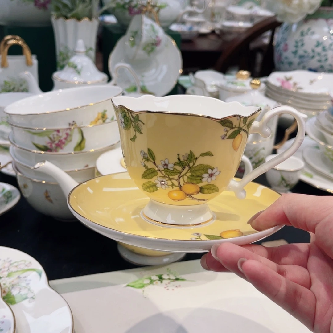 咖啡杯碟———————————