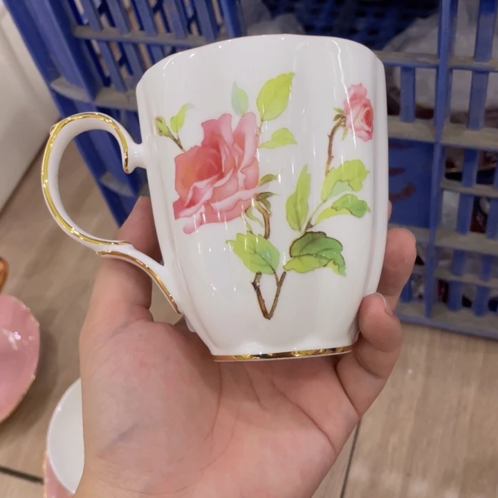 有机玻璃信爵选品高端摆件