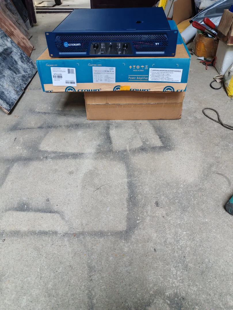 99新  不包运费。大功率后级功放正常使用950米