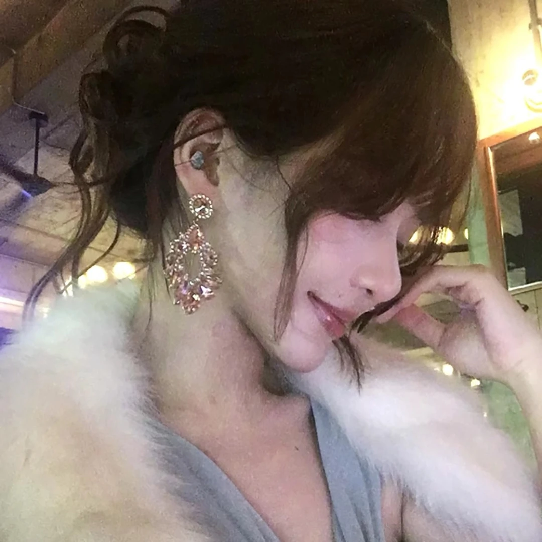 宫廷风璀璨几何水钻耳环女款法式复古奢华感耳钉夸张设计耳饰